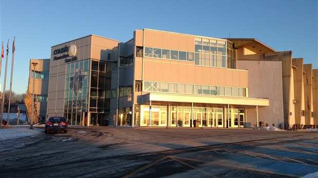 Le Tournoi de hockey mineur de Rimouski bien en selle