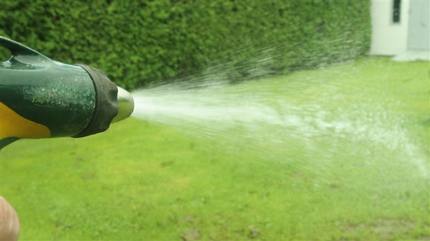Avis d'interdiction à l'utilisation extérieure de l'eau potable dans le district Sainte-Blandine