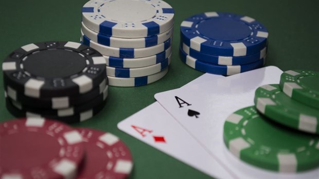 Un tournoi de poker organisé par solidarité envers les personnes touchées par le cancer