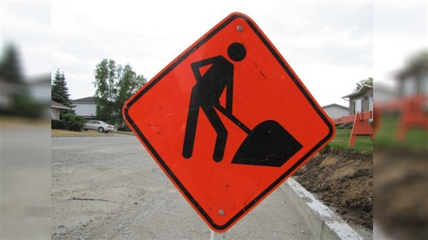 Travaux de réparation d’un branchement d’égout dans l’avenue Belzile