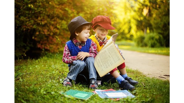 Des élèves de deuxième année lancent une collection de livres 