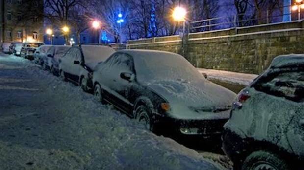 Stationnement de nuit: le projet pilote se poursuit pour l'hiver