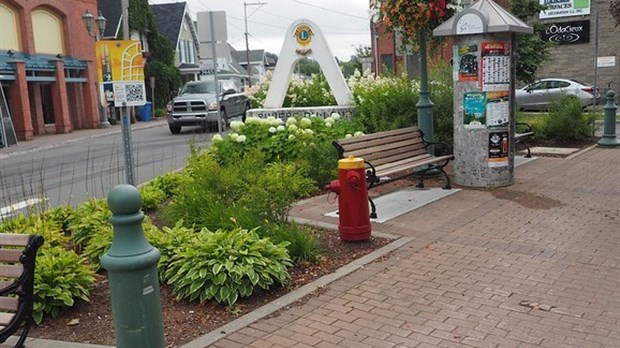 La Ville de Rivière-du-Loup conserve ses quatre fleurons du Québec