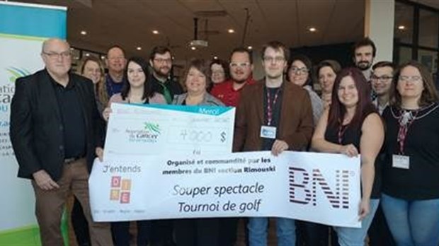 La section rimouskoise du BNI remet 4000 $ pour le mieux-être des personnes touchées par le cancer