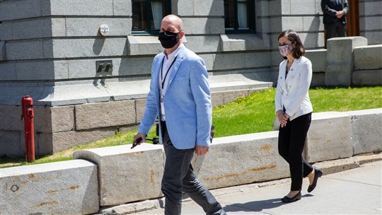 Pandémie de la COVID-19: portez-vous le masque de protection?