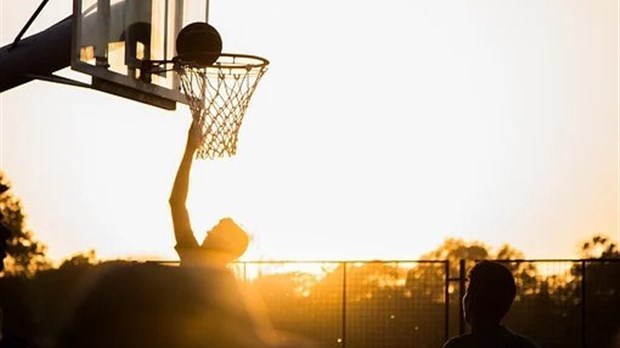 Les terrains sportifs extérieurs ouvrent progressivement à Rimouski
