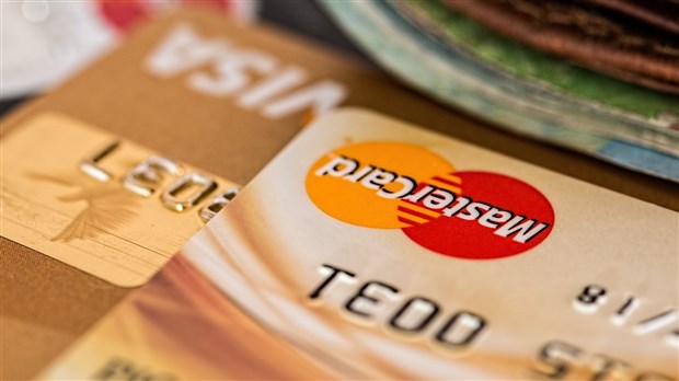 Cartes de crédit : paiement minimum de 2,5 % du solde dès le 1er août