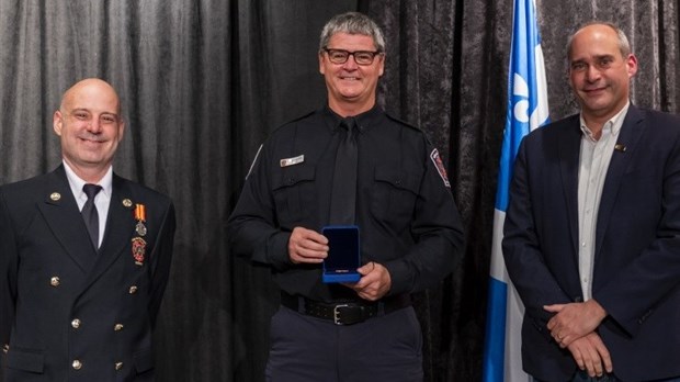Rimouski honore ses pompières et pompiers