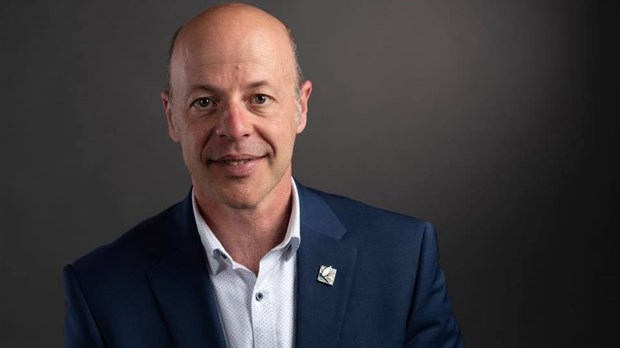 Mesures après la relâche : le PQ réclame le retour du système d'alertes régionales