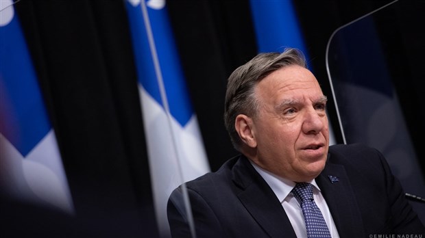 Variants : « Le Québec résiste », lance François Legault