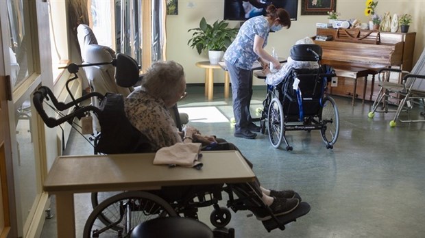 Un appel à limiter ou reporter les visites dans les milieux de vie et de soins de la région