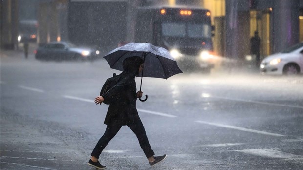 Les vestiges de Debby apporteront de fortes pluies dans l'est du pays vendredi