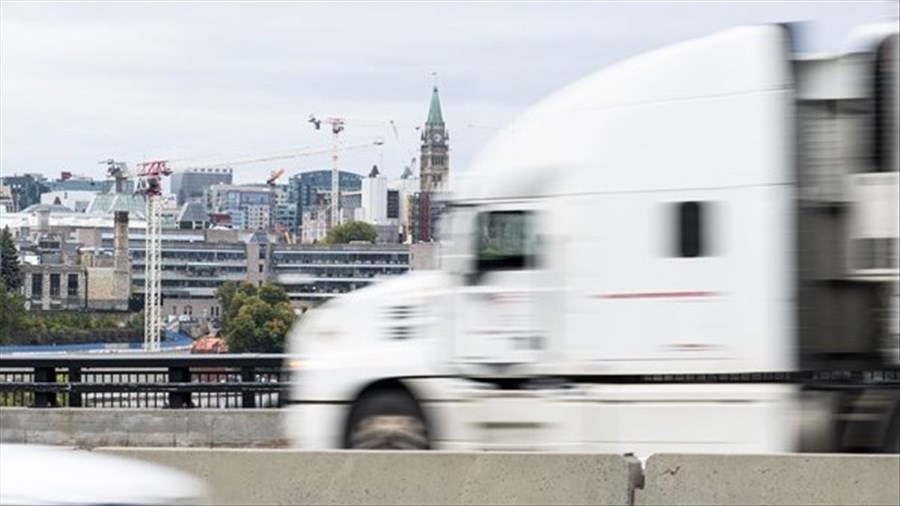 Ottawa referme l'échappatoire fiscale qui a mené au phénomène des «chauffeurs inc.»