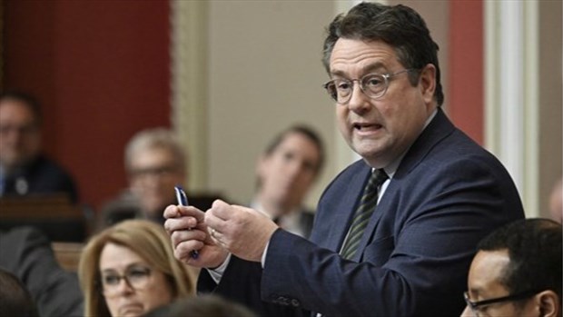 Laïcité à l'école: Drainville dépose des amendements pour renforcer son projet de loi